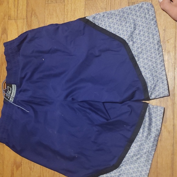 Stephen Curry shorts - Picture 2 of 2